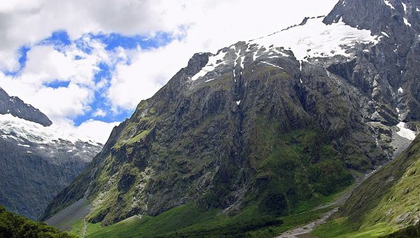 Rwenzori-Mountain-Ranges