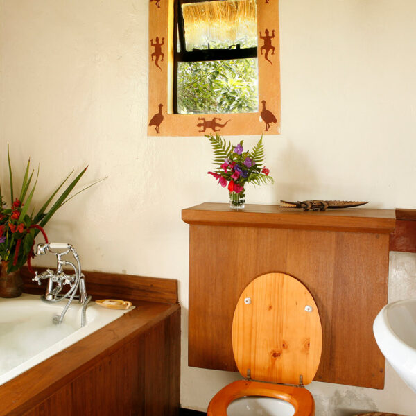 Ndali Lodge Bathroom